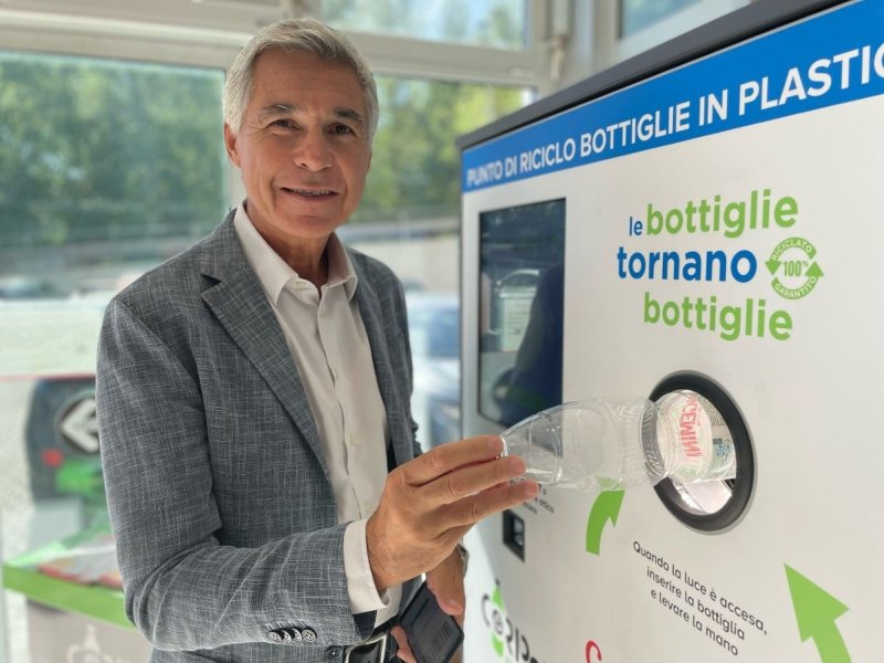 Etruria Retail: nei negozi Carrefour raccolte quasi 4 milioni di bottiglie in Pet