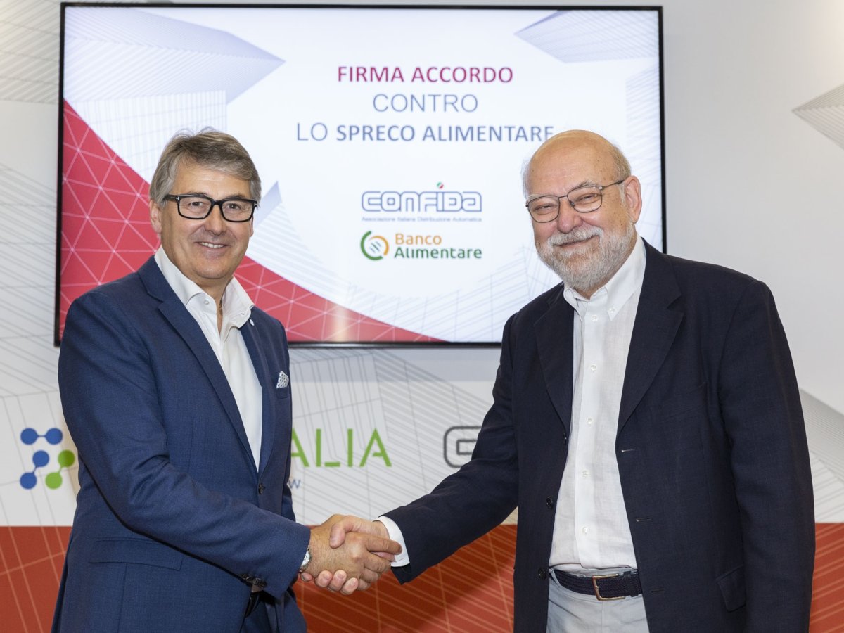 CONFIDA raddoppia le donazioni al Banco Alimentare