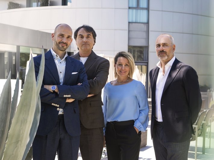 Giorgio Armani e Fondazione Tessile entrano in YHub
