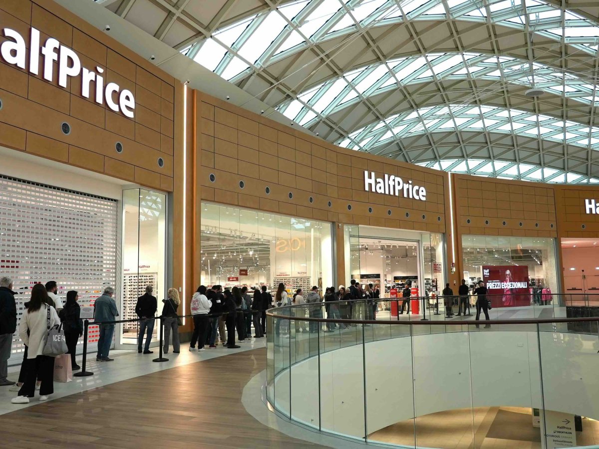  HalfPrice apre il primo store a Merlata Bloom Milano