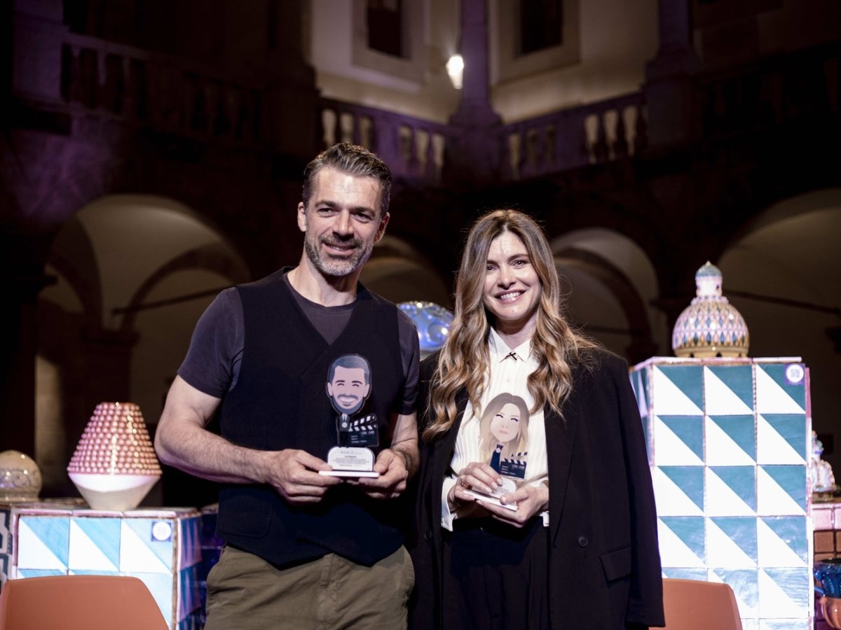 Marlù premia Lea Gavino per l'impegno sociale 