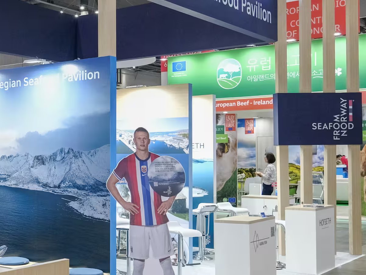 Il retail italiano abbraccia l'ittico sostenibile: crescono salmone e prodotti tradizionali norvegesi