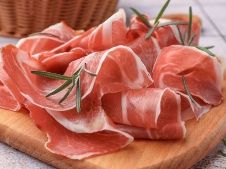 San Daniele DOP: nuovo programma per ambiente prodotto e persone