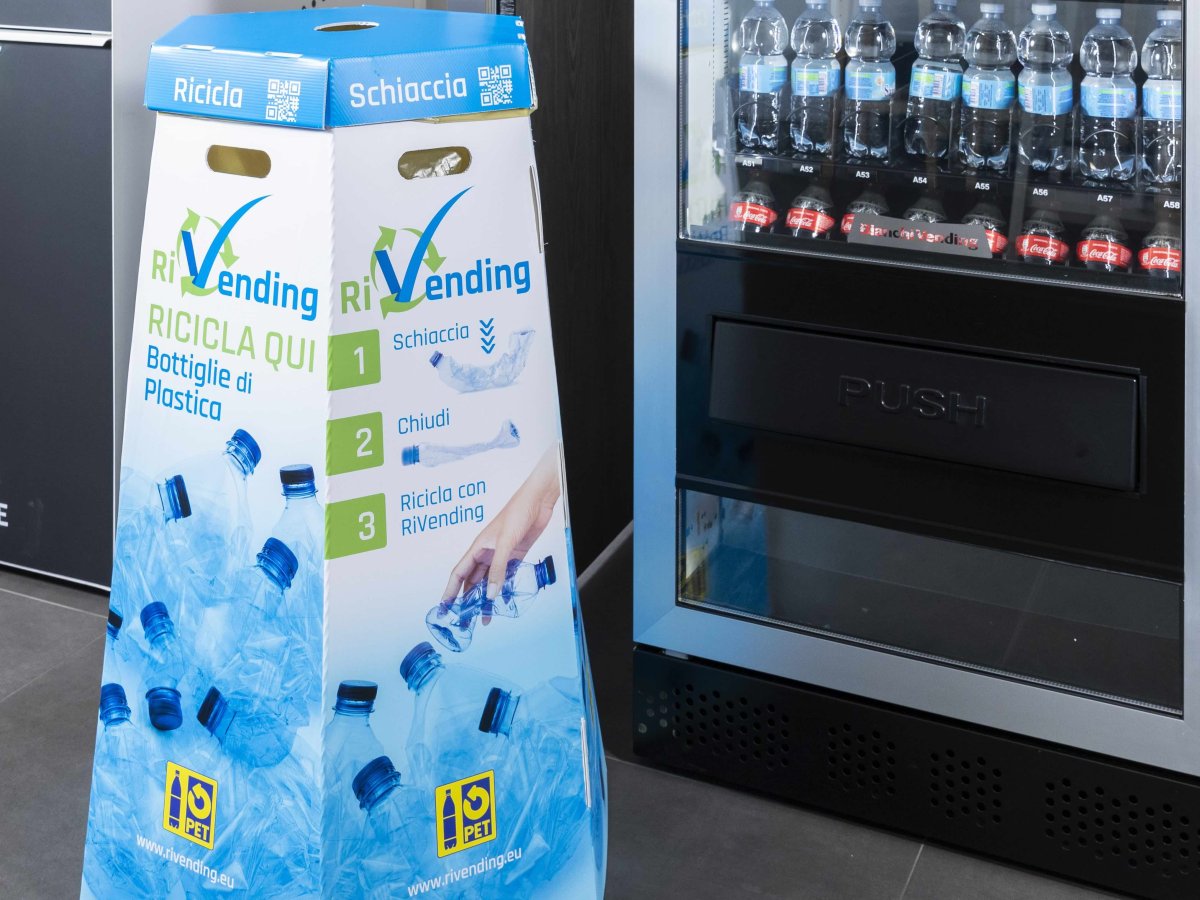 RiVending: 90 milioni di bicchieri riciclati