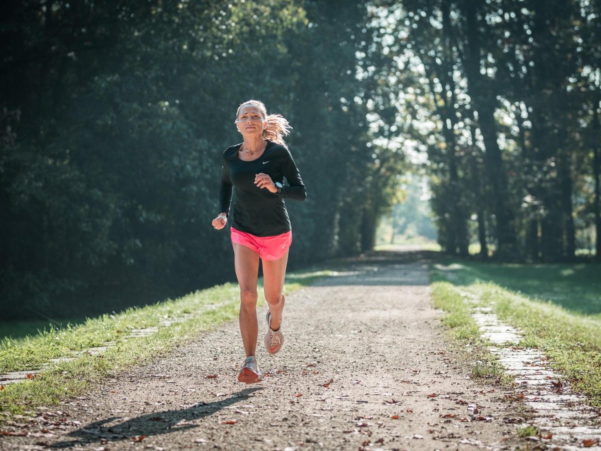 "Infinita Bellezza": l'ultrarunner Ivana Di Martino attraversa l'Italia con Legambiente per la sostenibilità