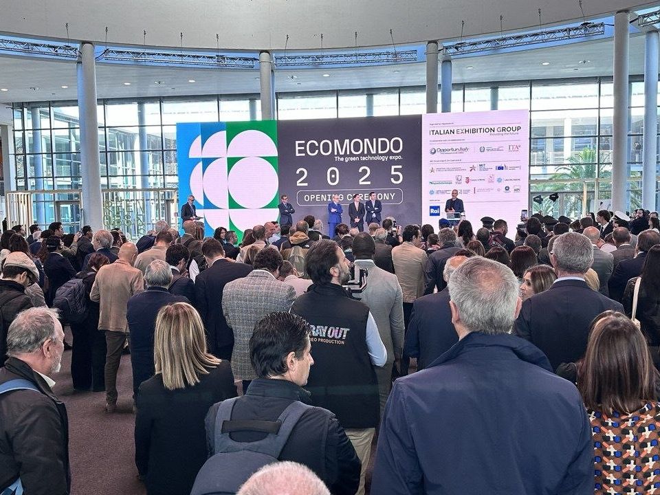 Movimento ALLATRA a Ecomondo 2025 