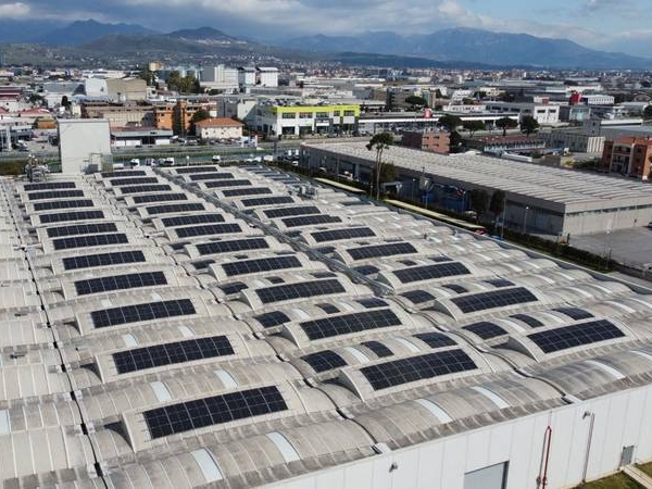 Caffè Motta punta sull’energia rinnovabile, attivato un impianto fotovoltaico sul tetto 