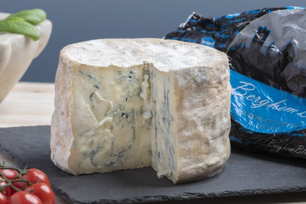 BerghemBlu, il formaggio che omaggia la città di Bergamo