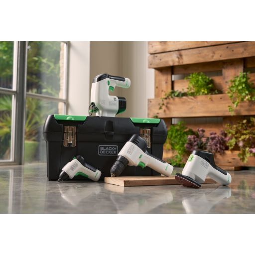 Reviva di Black+Decker: la prima gamma di elettroutensili sostenibili, fatti con materiale riciclato