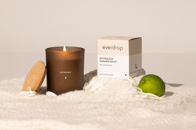 Le candele ricaricabili di Everdrop realizzate con cera di colza