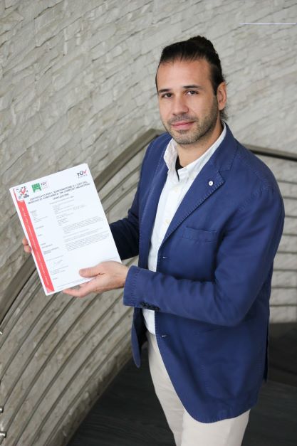 Sacar ottiene la certificazione Tűv Ok Compost Industrial per i contenitori compostabili