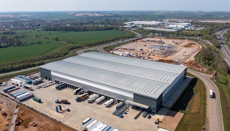 Green Retail  - P3 entra nel mercato britannico con l'acquisizione di due strutture logistiche da Segro 