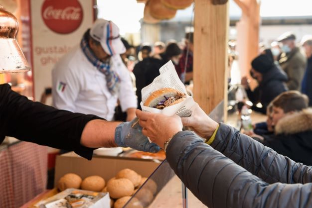 Sapori di razza: sfida per street foodies e ristoratori all’insegna delle tipicità regionali e veronesi