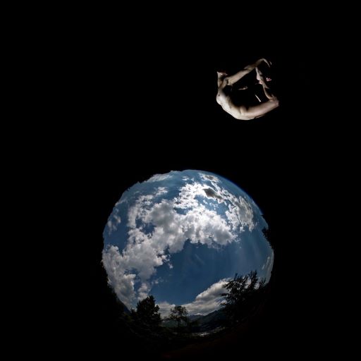In occasione della Giornata Mondiale della Terra the rooom presenta “La prima Cosa bella”