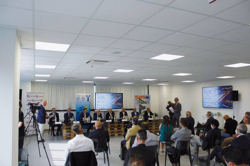 One Express - L'intermodalità è il futuro del mondo dei trasporti