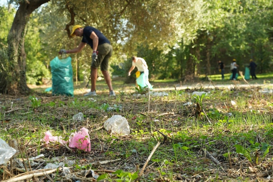 “Puliamo il mondo”: 600 dipendenti del gruppo Sella coinvolti nell’iniziativa di Legambiente in 9 città italiane