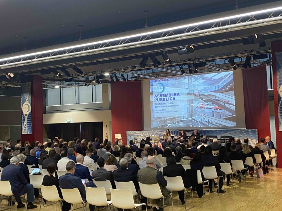 Servono investimenti e formazione per uscire dalla stagnazione economica dell’Italia