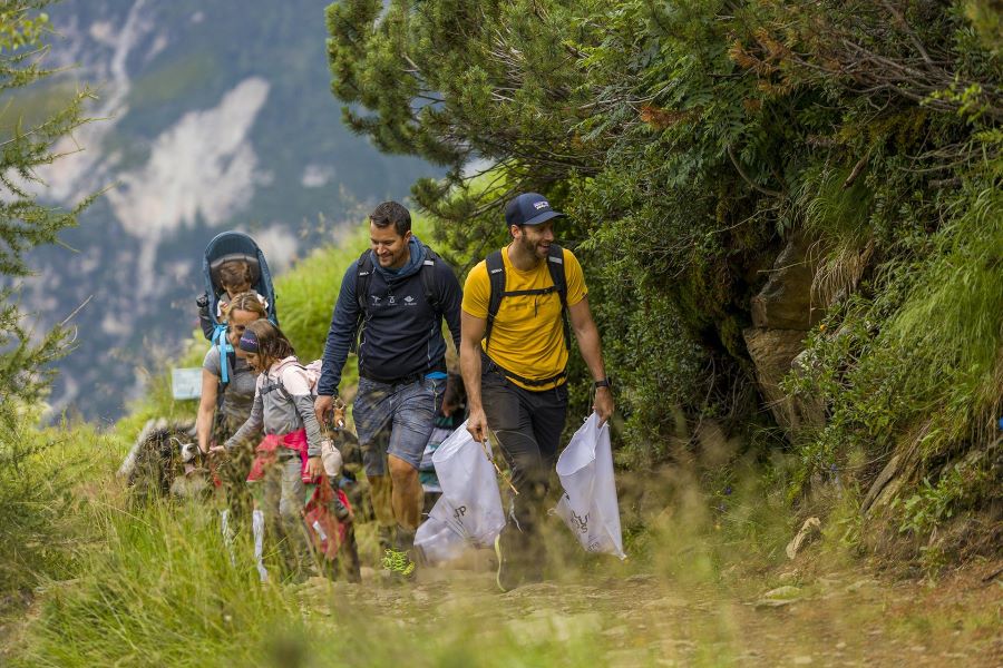 Rimbocchiamoci le maniche: nel Garda Trentino arrivano i CleanUP Days