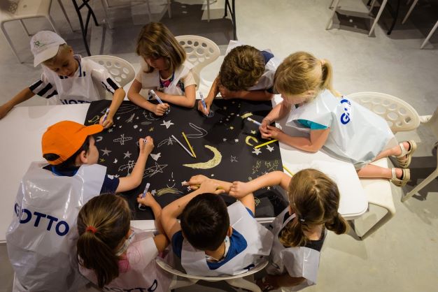 Fila - Fabbrica Italiana Lapis ed Affini collabora con la Biennale di Venezia