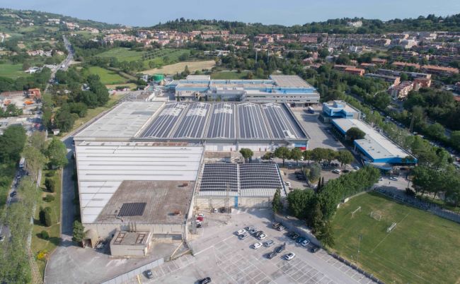 Angelini Industries: obiettivo riduzione della plastica e taglio alle emissioni di Co2