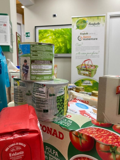 Bonduelle e Banco Alimentare: 150 kg di cibo raccolti per le famiglie in difficoltà