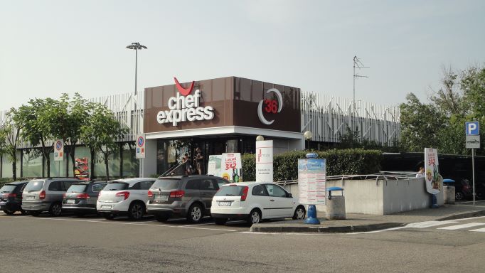 Green Retail  - Completata la raccolta fondi di Chef Express per Save The Children 