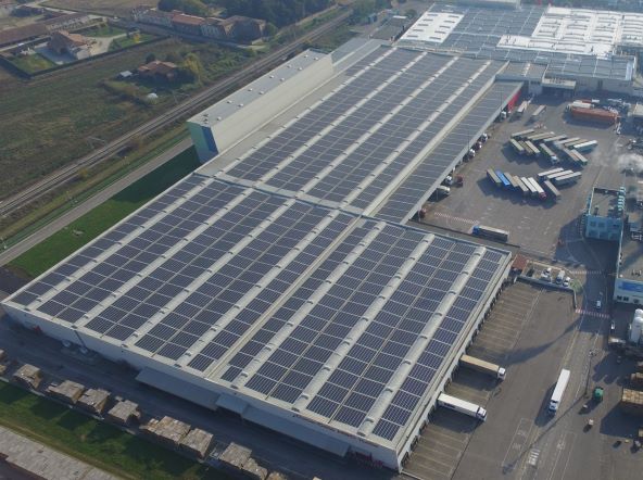 Coca-Cola Hbc Italia presenta il report di sostenibilita: 130 milioni di euro investiti negli anni per l'economia circolare