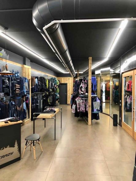 Il brand valtellinese Crazy conquista la Val di Non con l’apertura del nuovo flagship a Cles