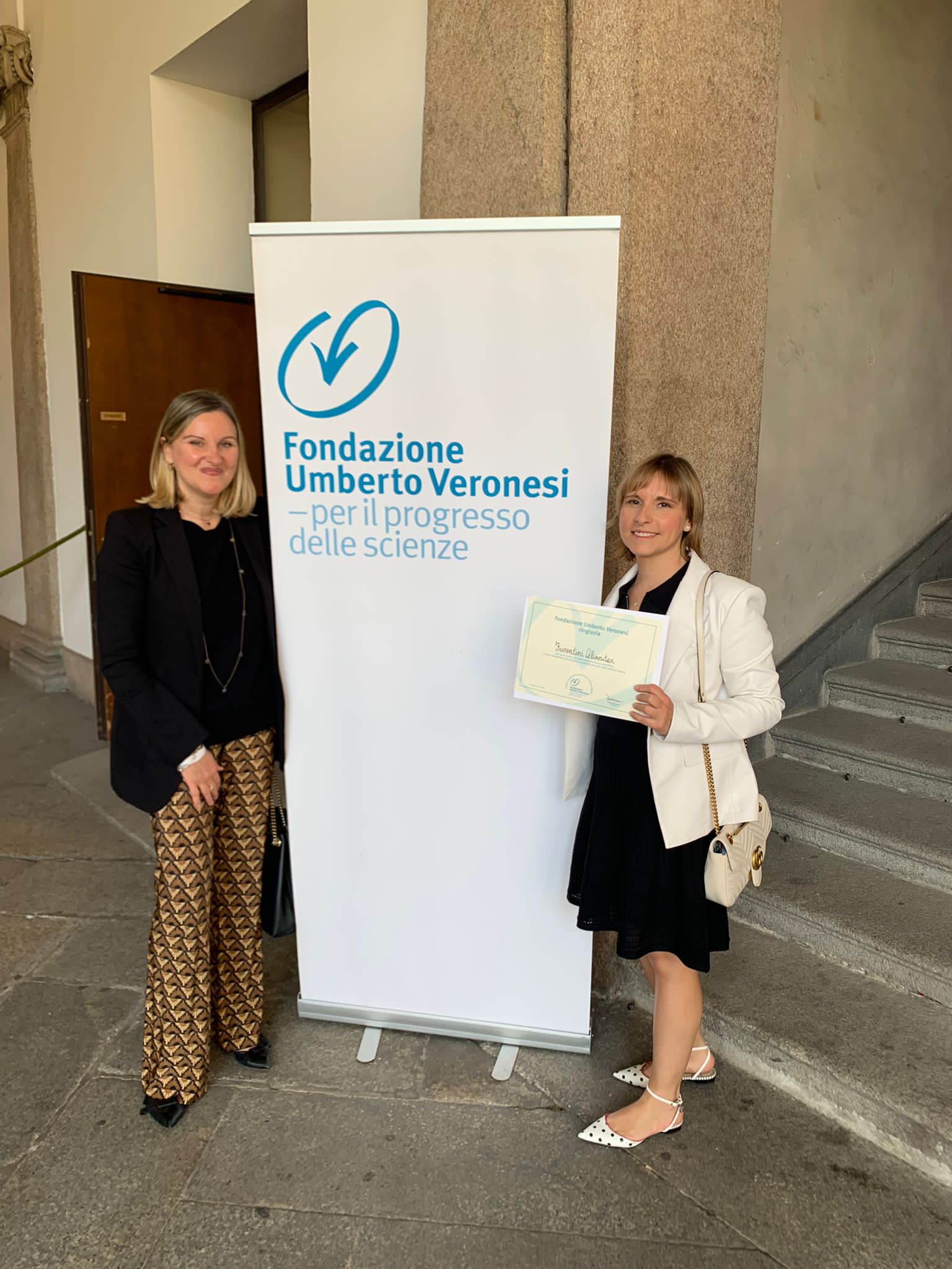 Fondazione Umberto Veronesi e Fiorentini Alimentari: l'azienda piemontese ha consegnato la borsa di ricerca al Dott. Roberto Ruiu