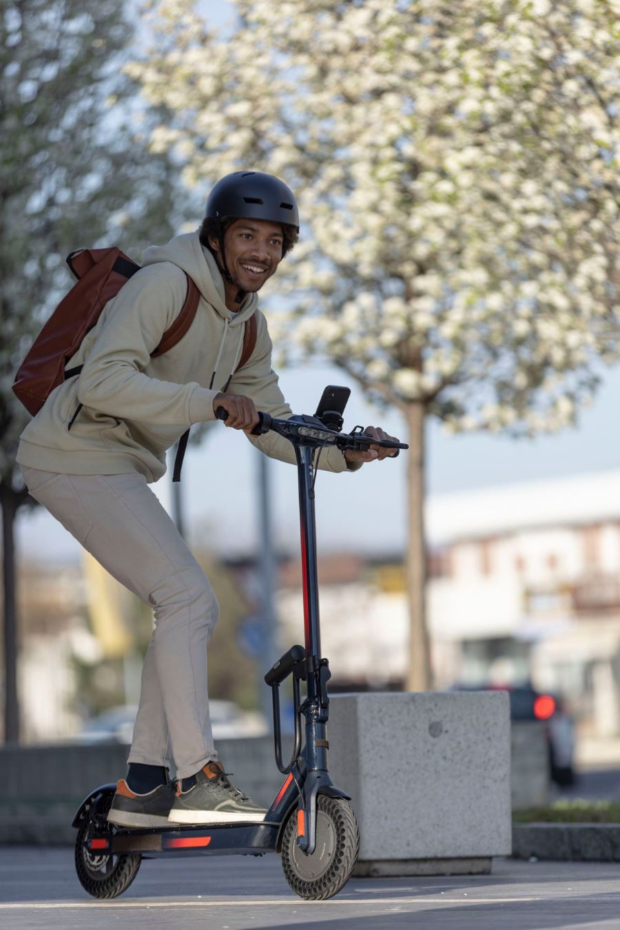 Mobilità sostenibile: arriva Newrban, il brand di accessori dedicati all'e-mobility