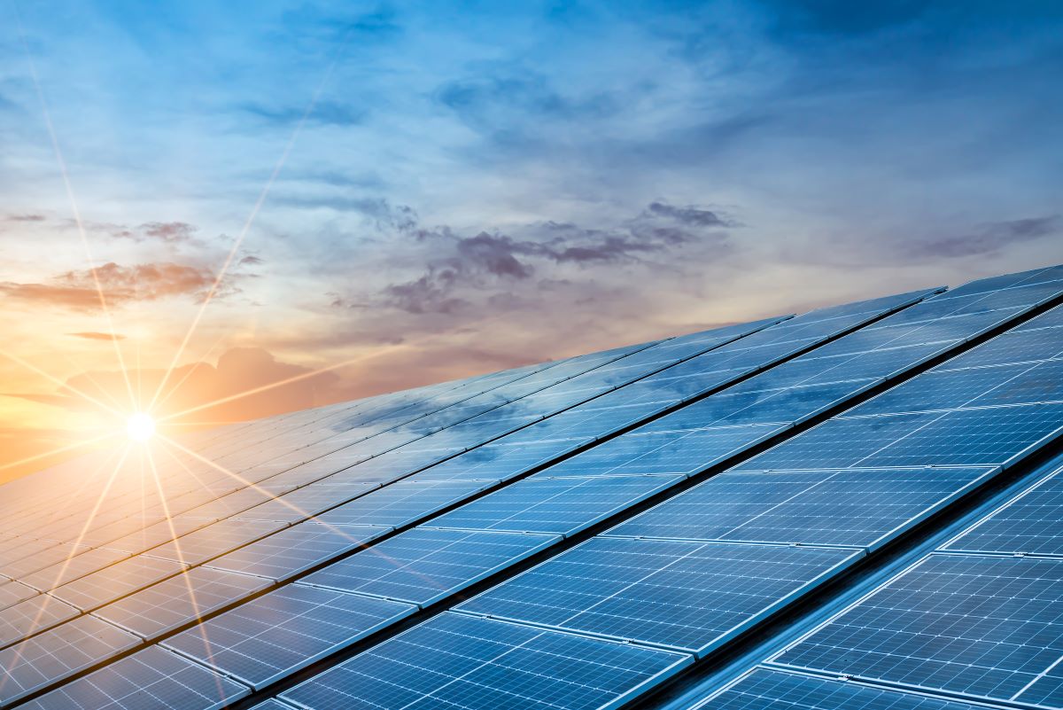 Fotovoltaico, stampaggio a basso consumo e software di monitoraggio: i volti della sostenibilità di Ifaba