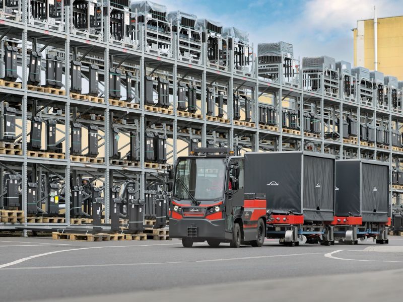 Linde MH lancia i trenini logistici per uso indoor e outdoor