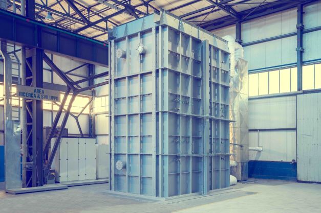 Al Wetex 2022 di Dubai vanno in mostra le batterie di sabbia "Magaldi"