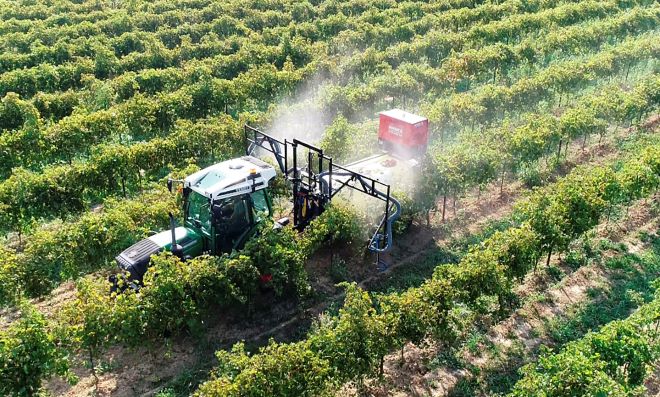 Trattamenti sostenibili in vigna con Oxir