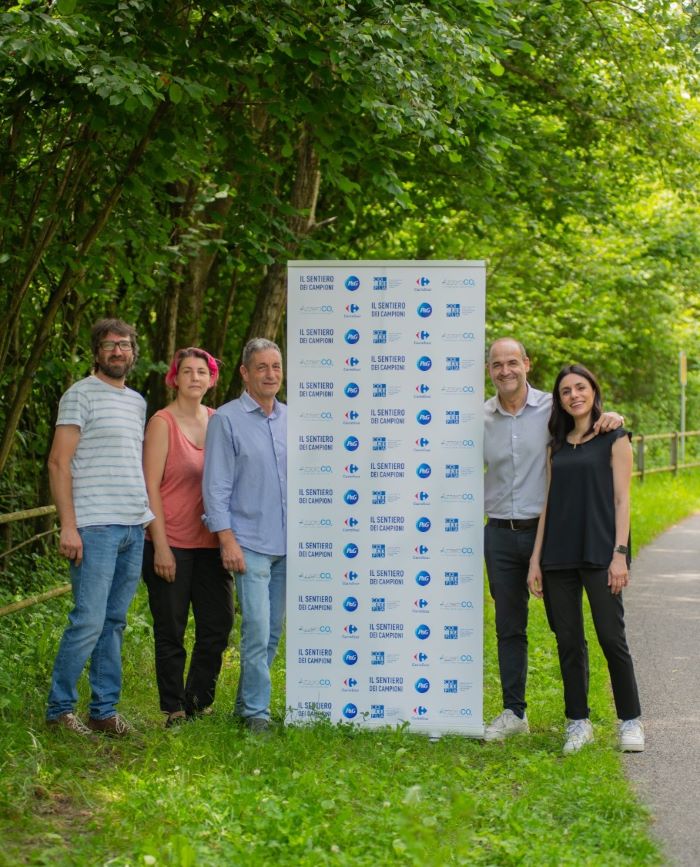 P&G e Carrefour inaugurano in Valtellina il primo "Sentiero dei Campioni"