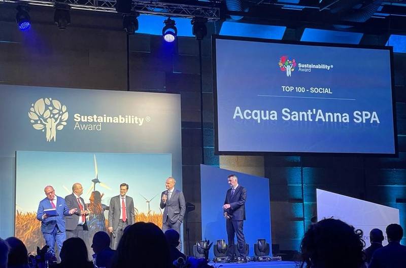 Green Retail  - Acqua Sant'Anna riceve il Sustainability Award 