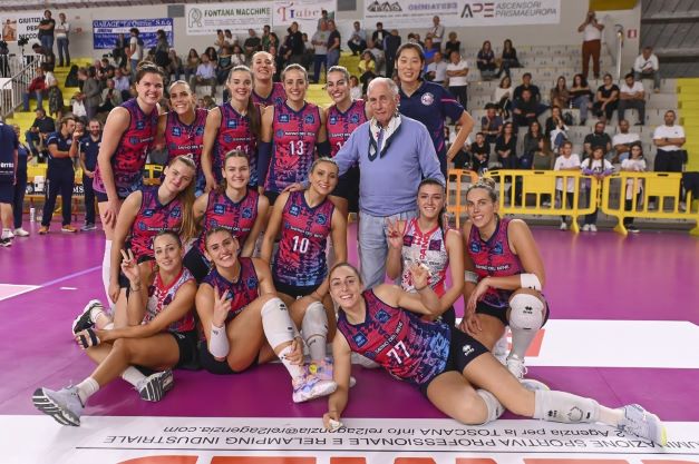 A fianco delle atlete della Savino del Bene Volley scende in campo il biologico certificato di Probios