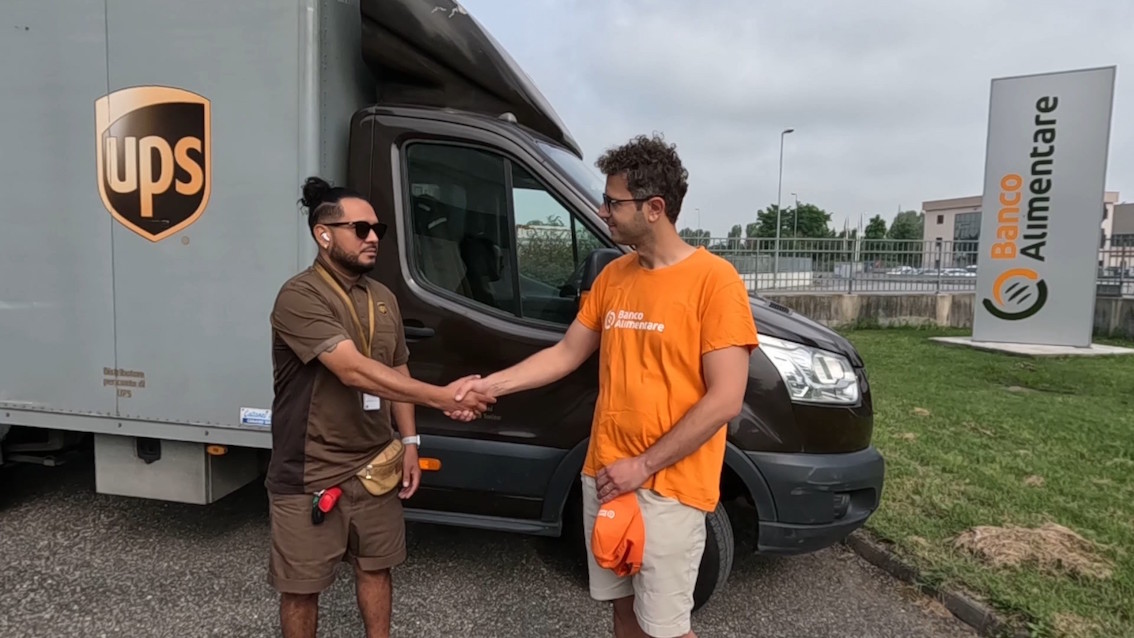 Ups insieme a Banco Alimentare per l'Emilia-Romagna: consegnati oltre 500 kg di alimenti alla comunità colpita dalle alluvioni