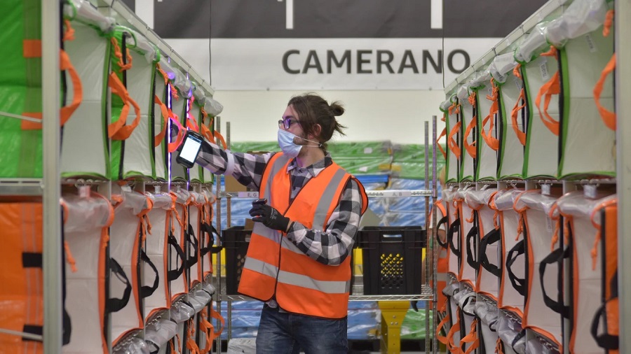 Amazon è la prima azienda e-commerce in Italia ad ottenere la certificazione per la Parità di Genere