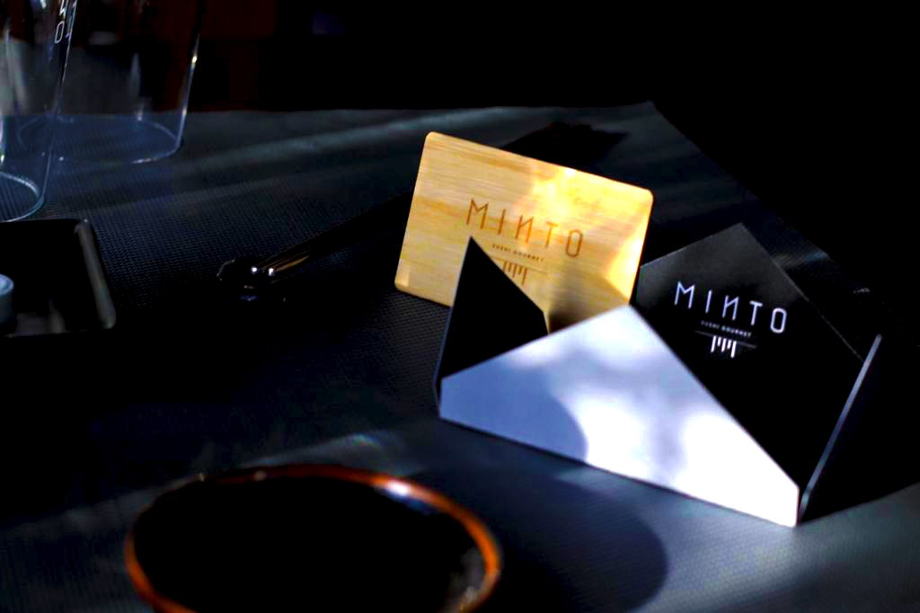 Minto Sushi sceglie le card in legno di Partitalia