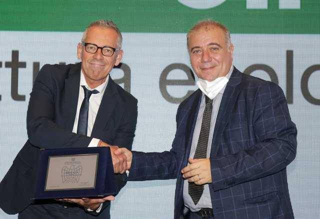 Award di Confindustria per Oikos - la pittura ecologica
