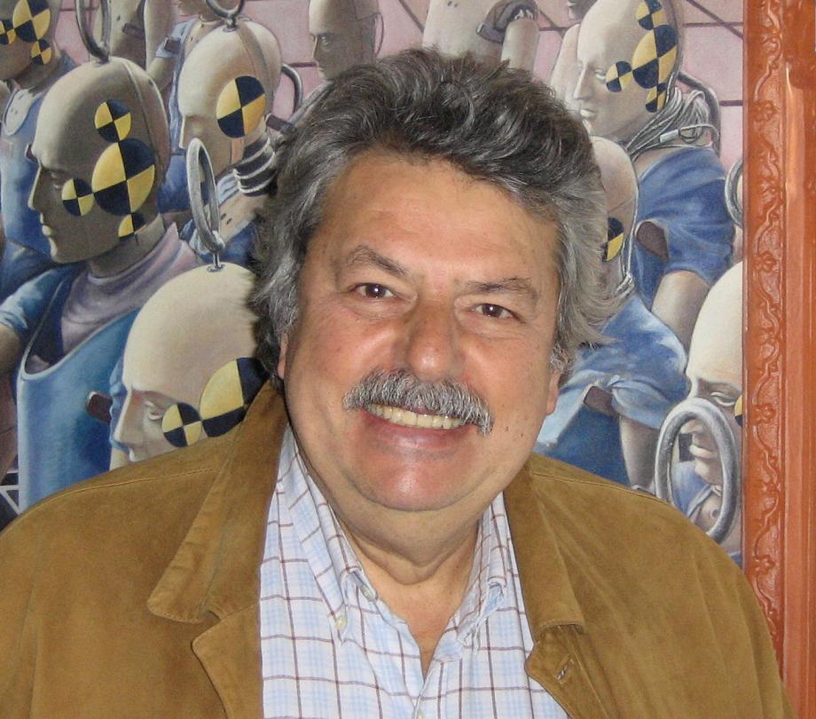 Paolo Ricotti: “Vi spieghiamo come cambiare il mondo”