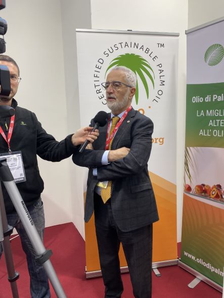 Olio di palma sostenibile certificato: a che punto siamo in Italia e in Europa