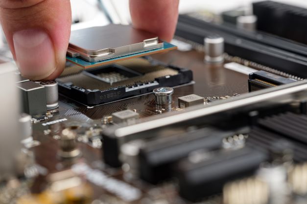 Batterie: Reshoring e Chips Act, ne parliamo con Gpbm