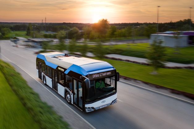 Trasporto sostenibile: tour italiano in 9 città dell'autobus Solaris Urbino 12 a idrogeno  