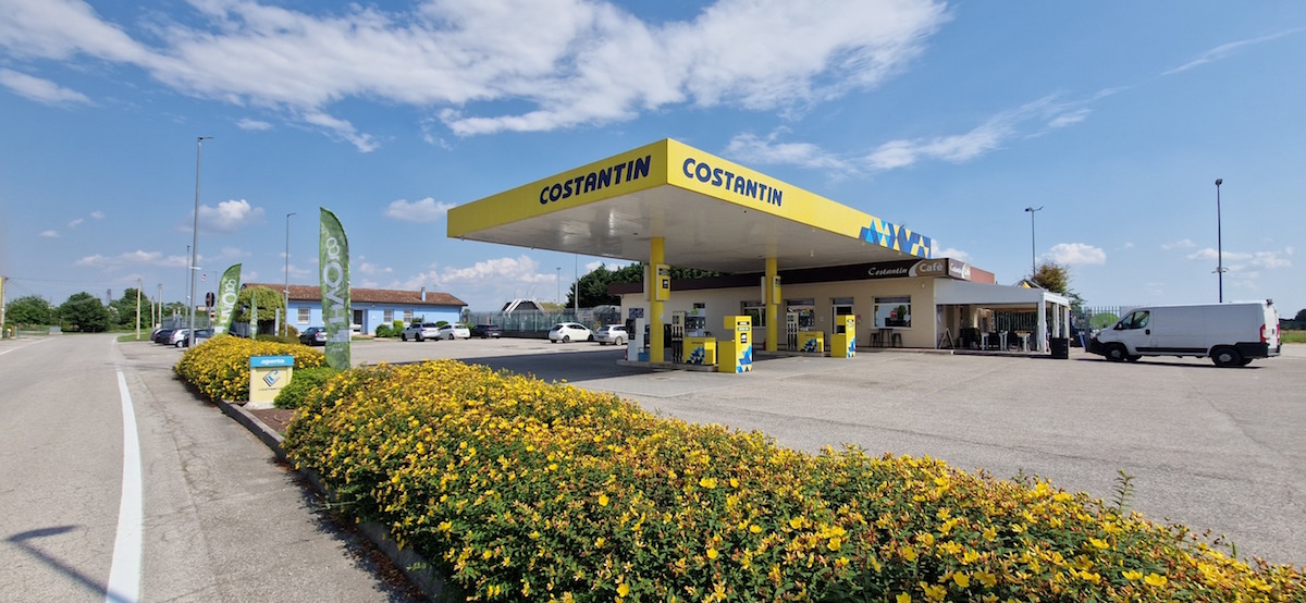 È di Costantin la prima stazione di servizio in Italia ad eliminare il diesel tradizionale: in distribuzione solo il biodiesel Hvo