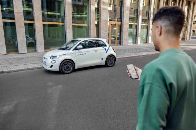 Share Now introduce le Fiat 500 elettriche a Milano