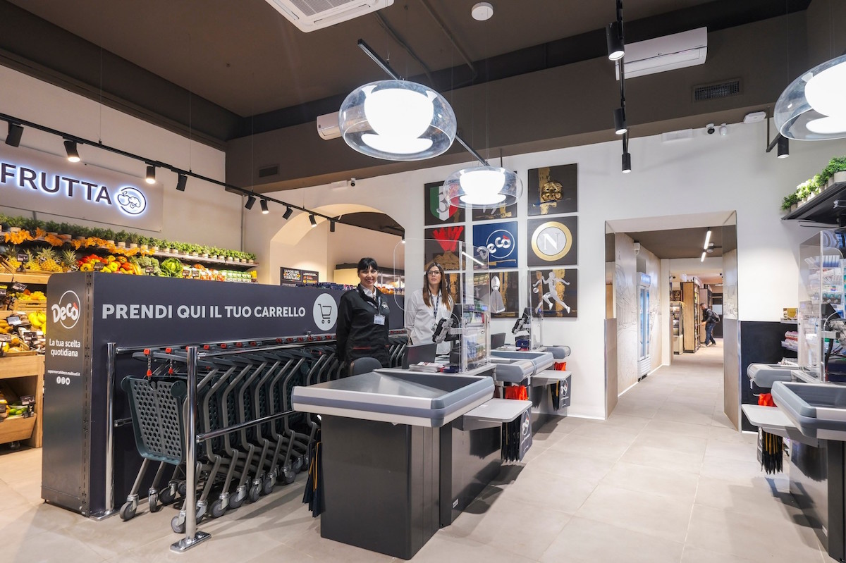 Multicedi apre un nuovo Market Decò nel cuore di Napoli, quartiere Chiaia
