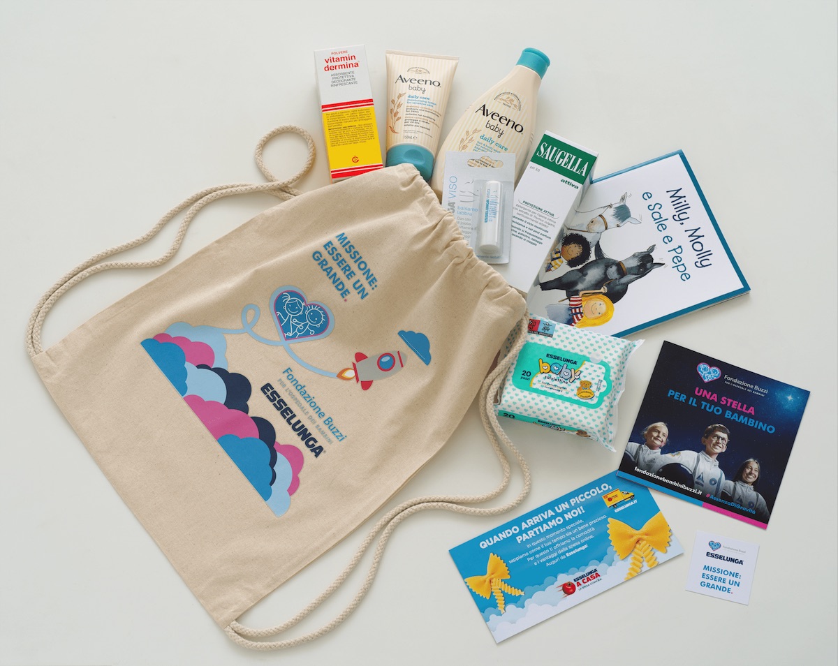 La Fondazione Buzzi rinnova la collaborazione con Esselunga con il "kit spaziale" per le neomamme