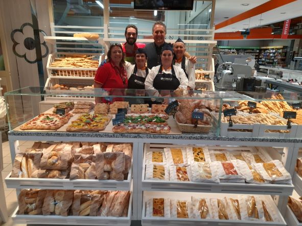A Ferrara riapre il rinnovato Conad di via Righini con una proposta ancora più attenta alla valorizzazione delle eccellenze locali